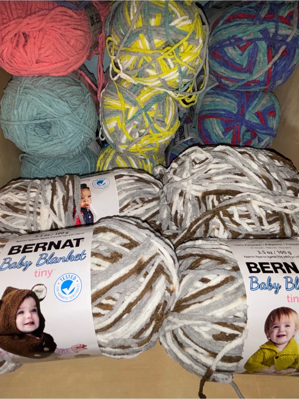 Bernet Blanket Yarn tiny lot